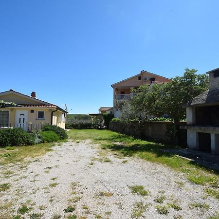 Holiday Home Pere Malinska Eksteriør bilde